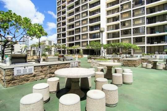 Light & Airy 8Th Floor Ocean View Condo With Lanai Condo Honolulu Dış mekan fotoğraf